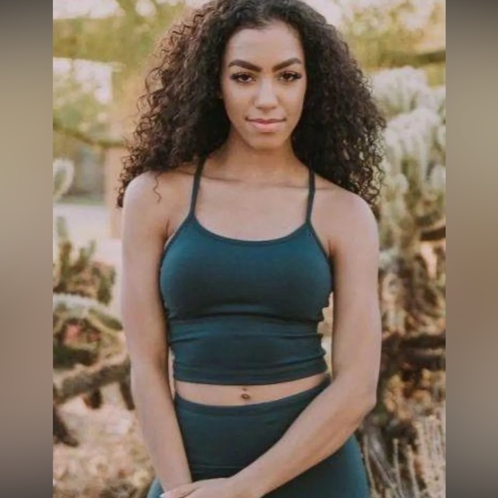 Senita Athletics Sculpt Ava Crop Top in Ponderosa size Small